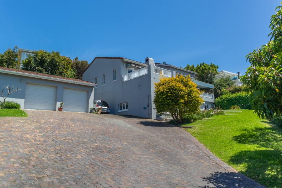 4 Bedroom Property for Sale in Plettenberg Bay Central Western Cape